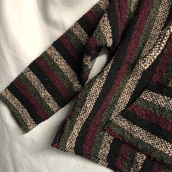 Boys, Mexican pull over stripes with pocket warm hoodie, size 10 runs small - Picture 4 of 8